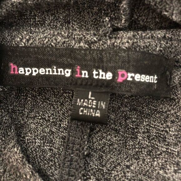 Happening in the Present Gray Hooded L/S Shirt - Picture 8 of 8